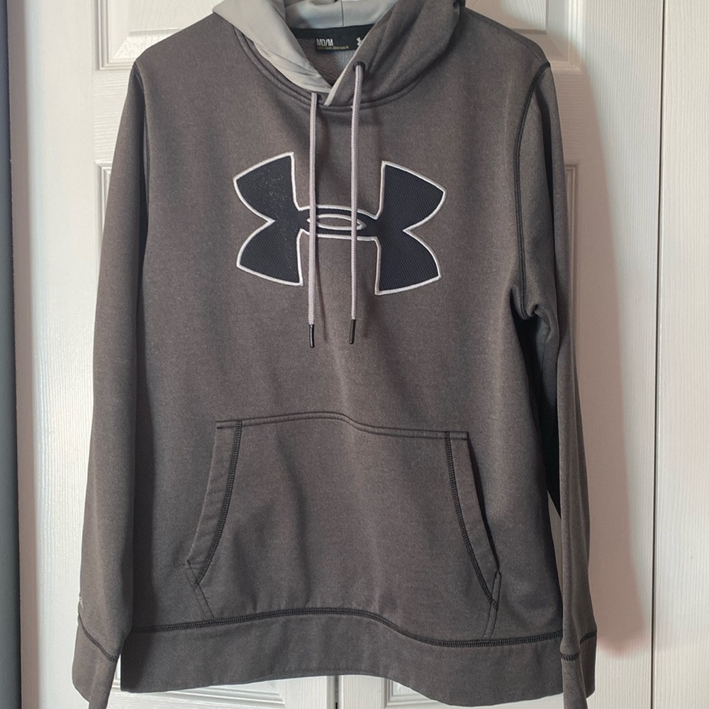 Adult size MED under armor UA storm loose hoodie sweatshirt grey
